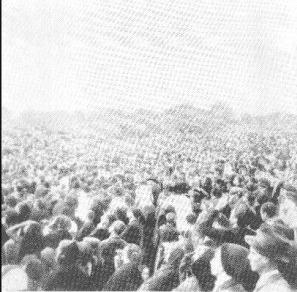 La foule a la Cova da Iria